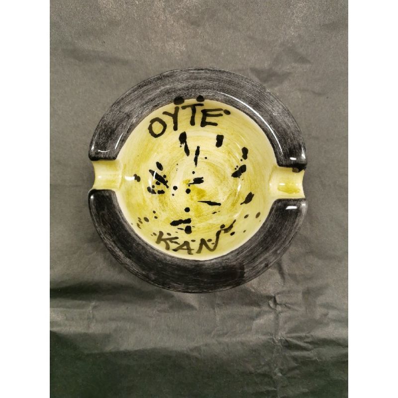 Φωτογραφία από Ούτε Καν 